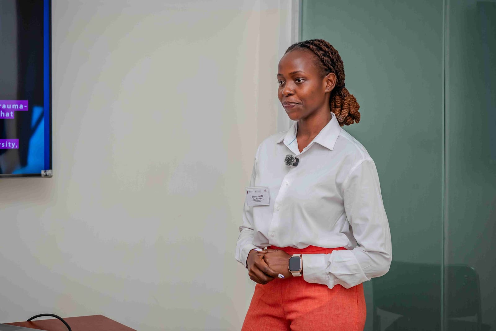 Pitching the venture in 5 minutes.